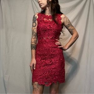L’atiste by Amy red lace dress